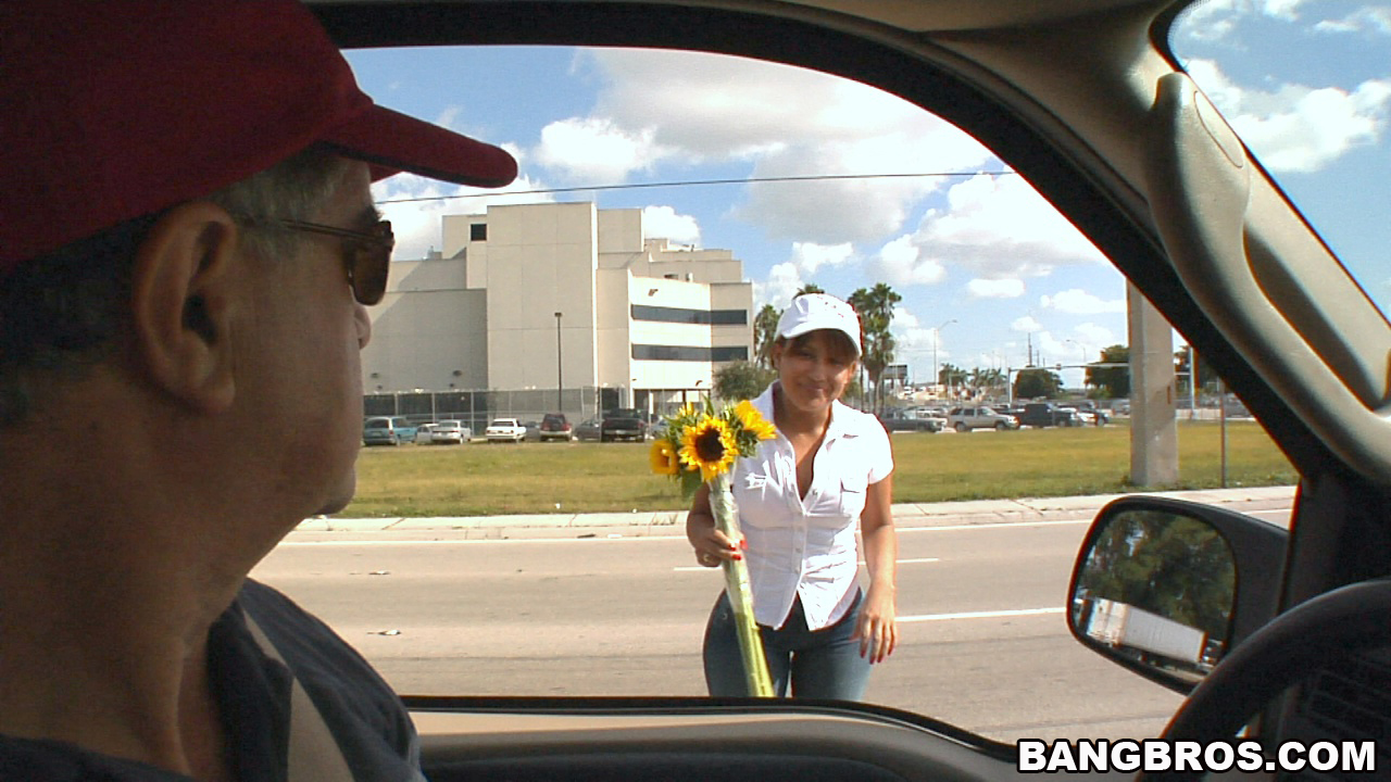 Finding Ass in Public! assparade Bang USA bangbros XXX