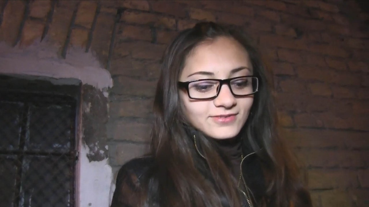 Hottie with glasses fucks for cash