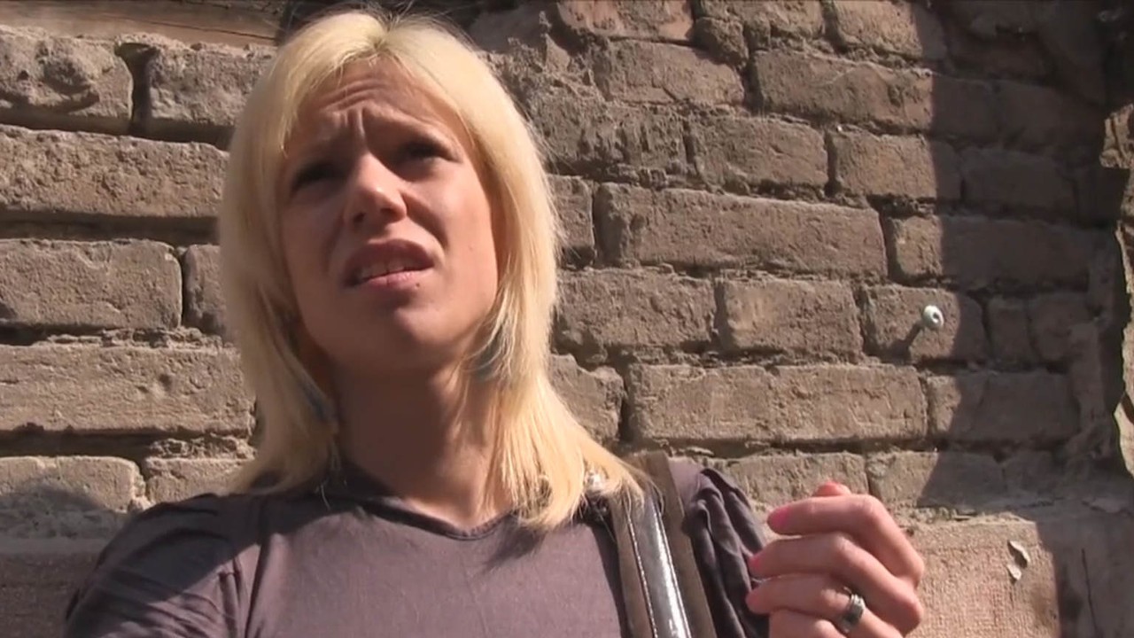 Blonde fucks a stranger in underground car park