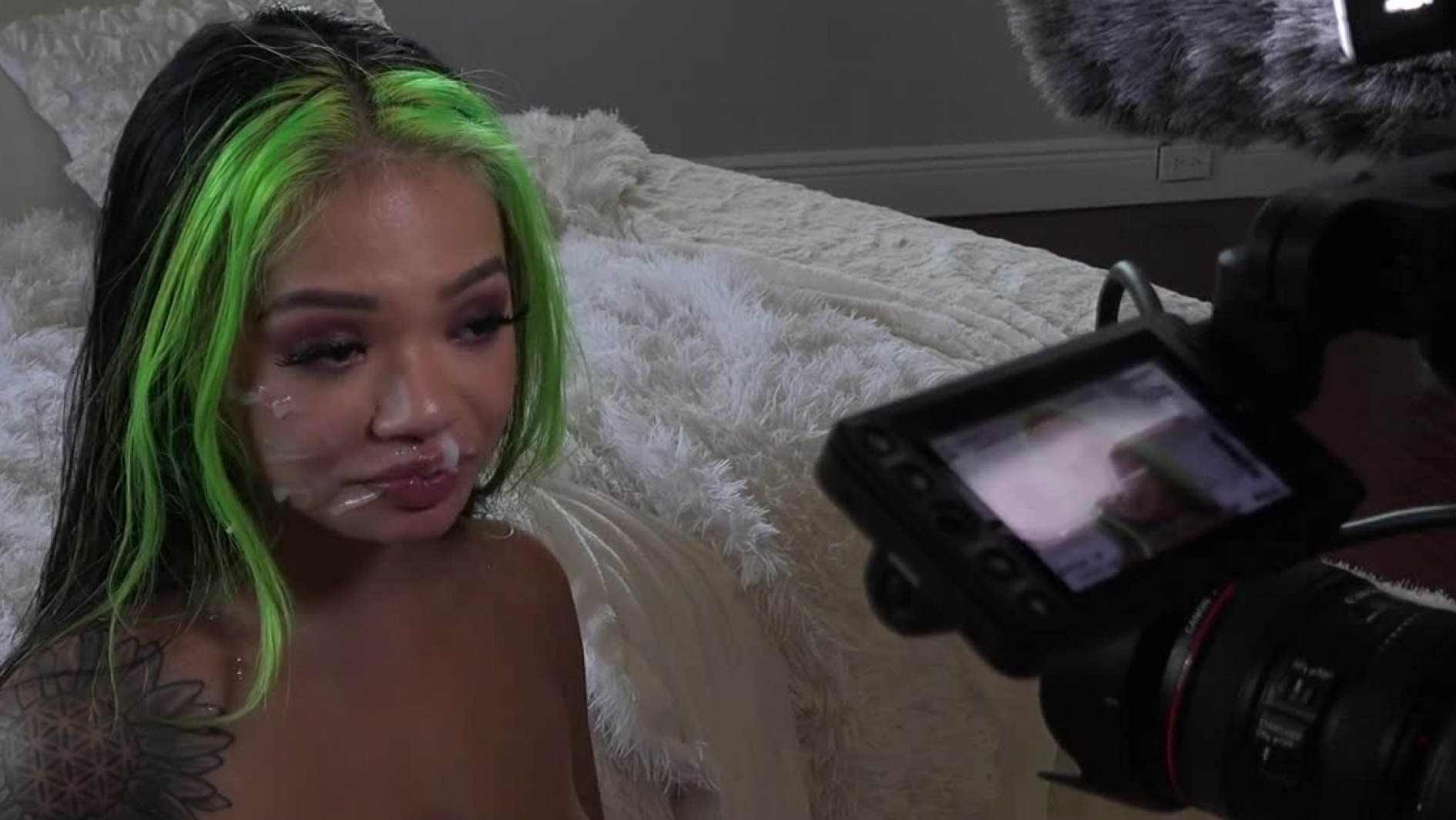 Photo 7 - BTS: 1st DP & DVP XXX - HussiePass video with Paisley Paige