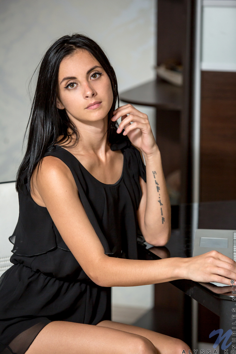 Alyssa K - Feminine Beauty - nubiles XXX - photo #3