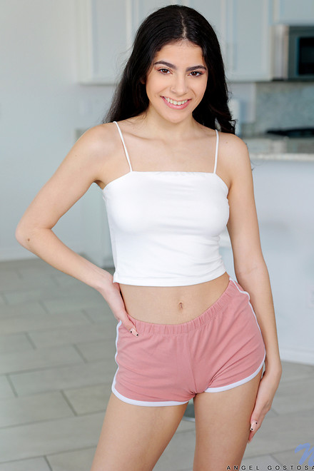 Nubiles Angel Gostosa