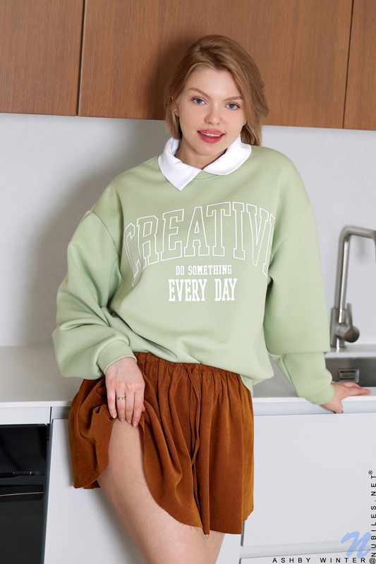 Ashby Winter - Lips Hips Go - nubiles XXX - photo #2