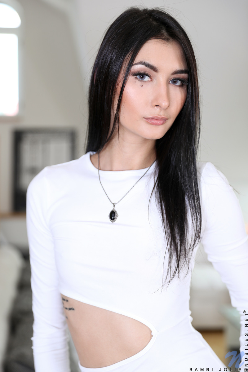 Bambi Jolie - Tall And Thin - nubiles XXX - photo #1