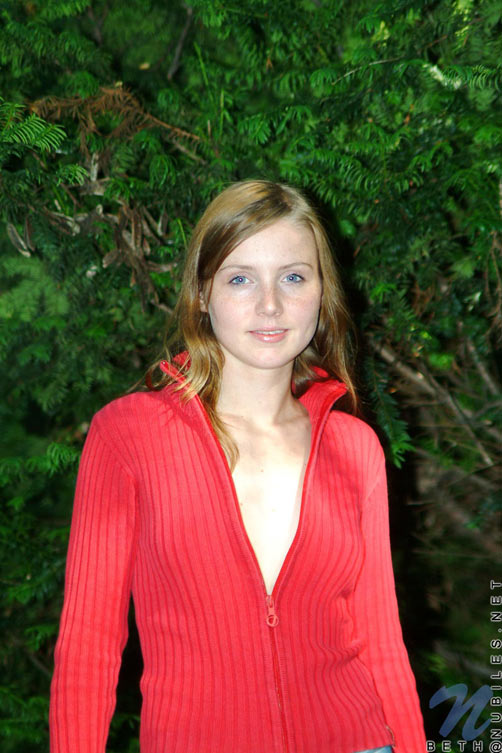 Beth - Outsidered - nubiles XXX - photo #15