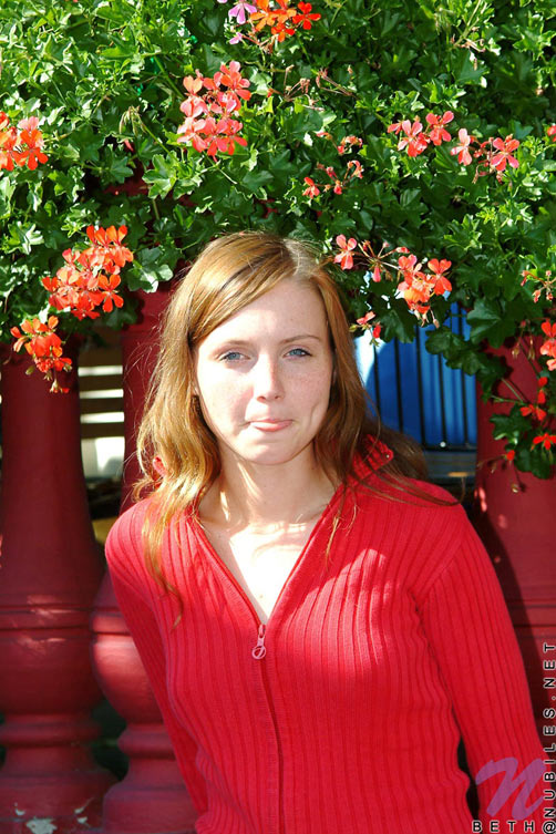 Beth - Outsidered - nubiles XXX - photo #3