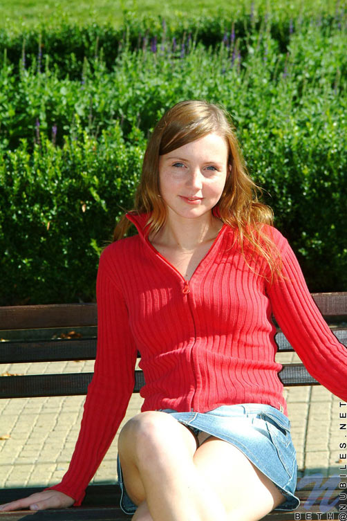 Beth - Outsidered - nubiles XXX - photo #5