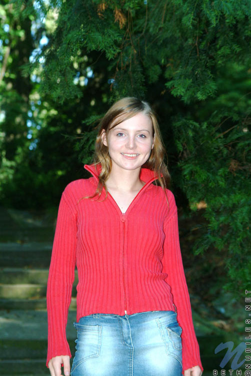 Beth - Outsidered - nubiles XXX - photo #7