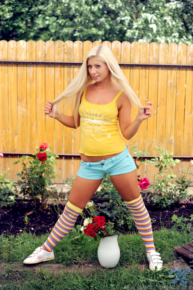 Candy Blond - Garden Touches - nubiles XXX - photo #4