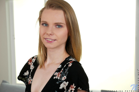 Catarina Petrov - Petite Beauty - nubiles XXX - photo #2