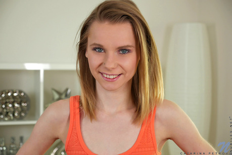 Catarina Petrov - Tiny Cutie - nubiles XXX - photo #2