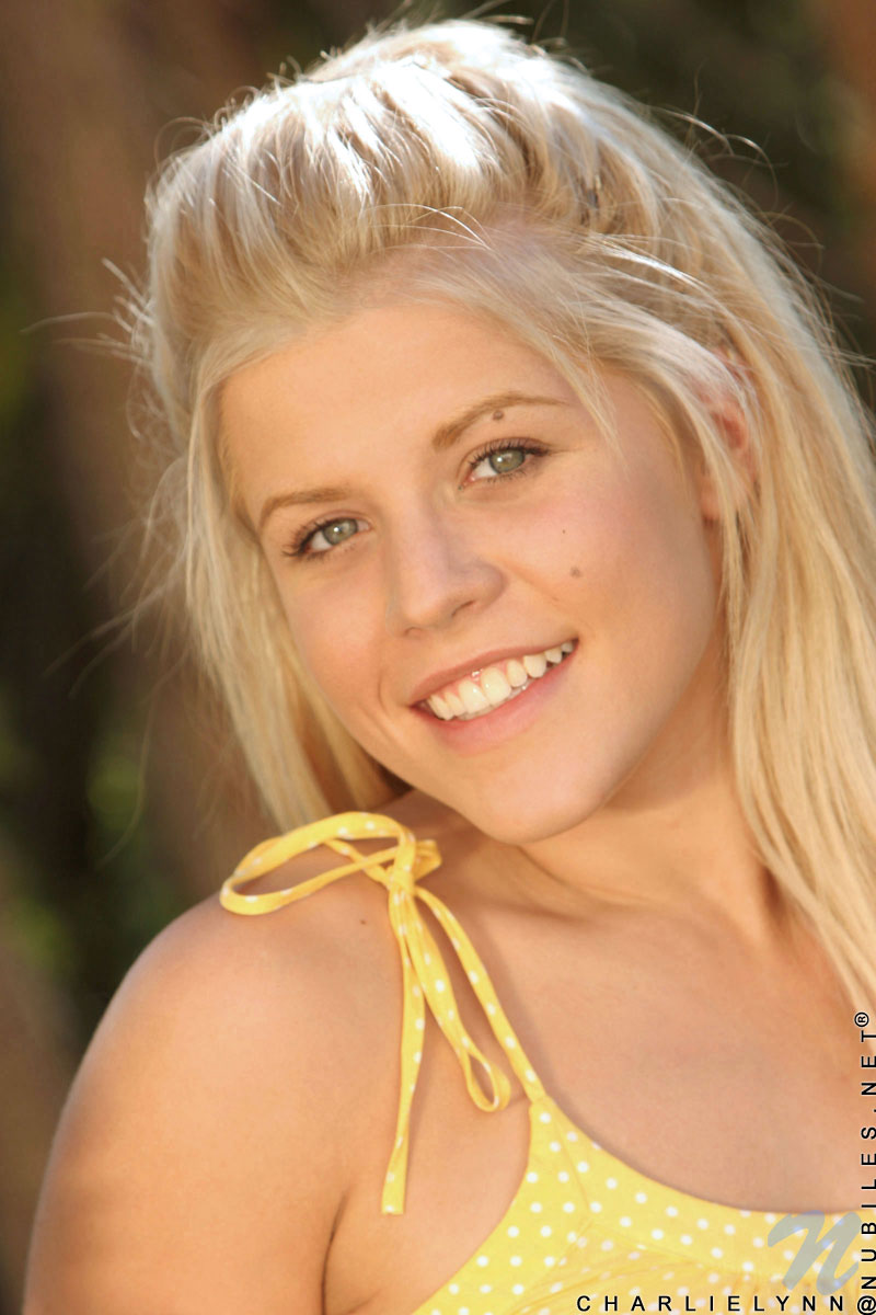 Charlielynn - Outdoor Fun - nubiles XXX - photo #2