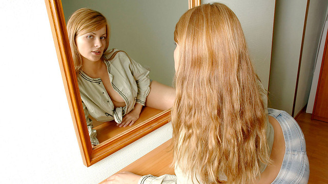 Nubiles Mirrorfun1 XXX video with Claire