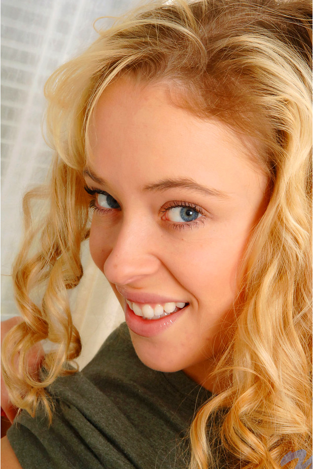 Nubiles Pillows with Cristal