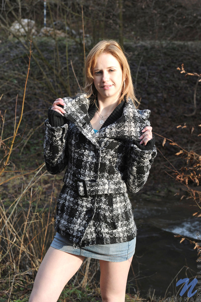 Deina - Cummingoutside - nubiles XXX - photo #1