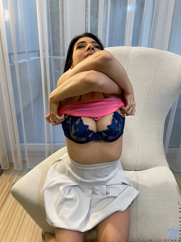 Emily Pink - My Pleasure - nubiles XXX - photo #5