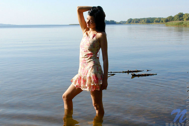 Holly - Outdoor Nudity - nubiles XXX - photo #3