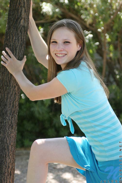 Jules - Blueonblue - nubiles XXX - photo #4