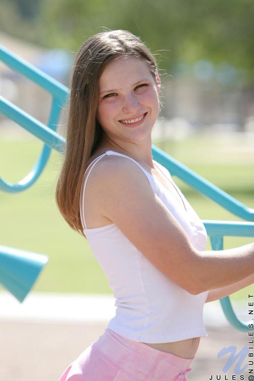 Jules - Playground - nubiles XXX - photo #3