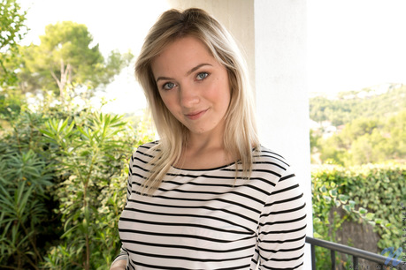 Kate Muse - Raw Beauty - nubiles XXX - photo #1