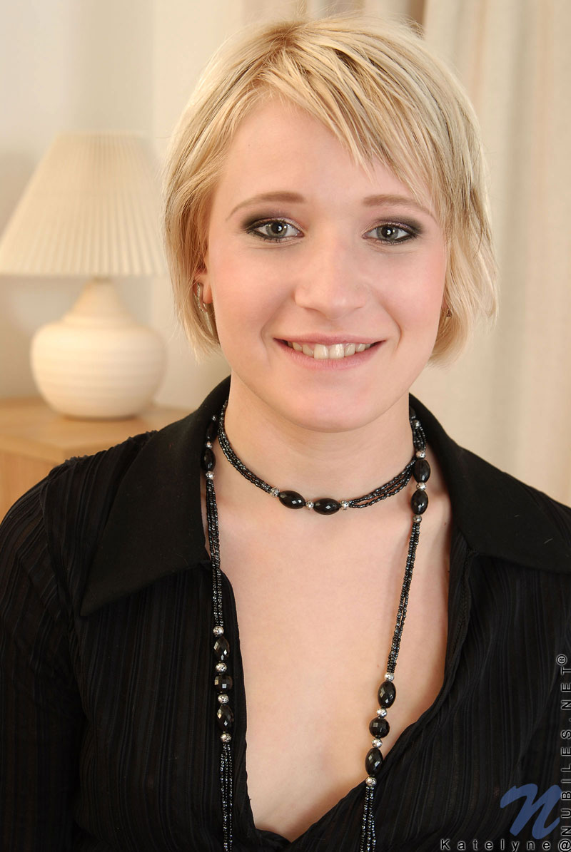 Katelyne - Chairdildo - nubiles XXX - photo #1