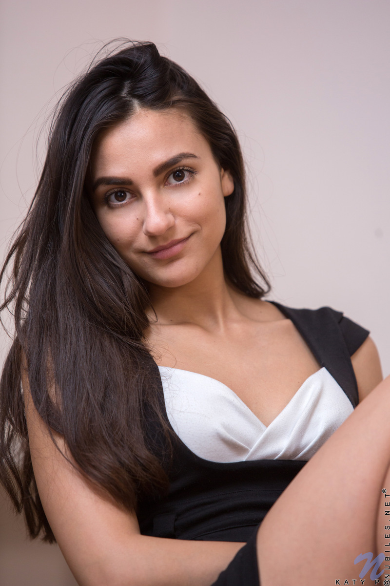 Katy P - Cutie - nubiles XXX - photo #2