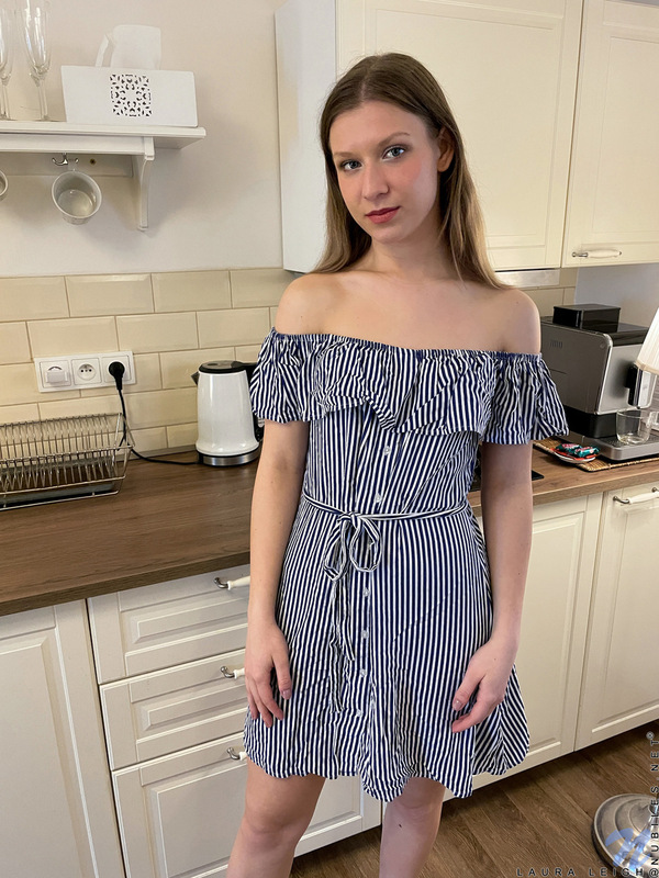 Laura Leigh - Perfect - nubiles XXX - photo #1