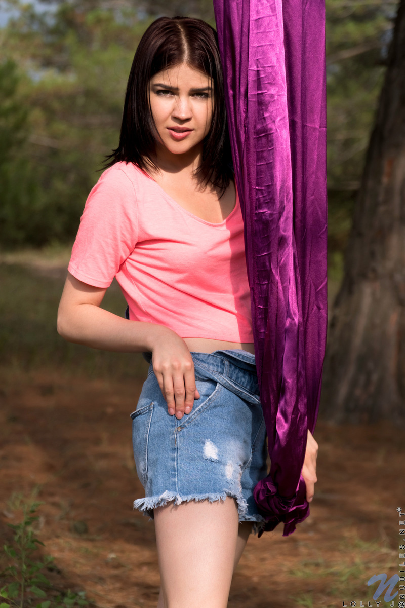 Lolly J - Naked In Nature - nubiles XXX - photo #2