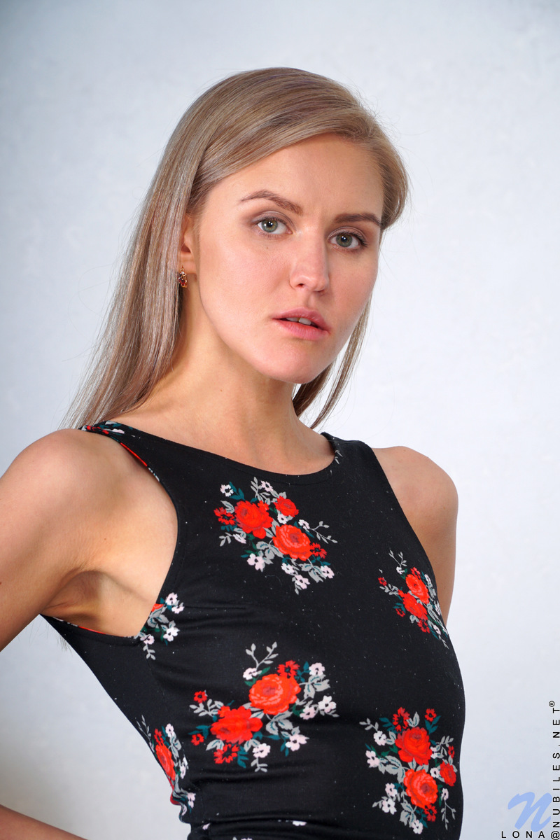 Lona - Russian Rose - nubiles XXX - photo #1