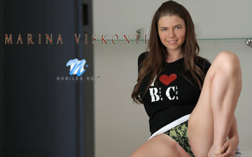 Nubiles Marina Viskonti XXX photo