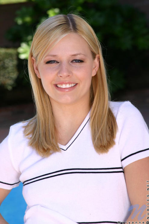 Maryanne - Pool - nubiles XXX - photo #3