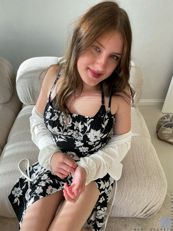 Mery Secret - Sultry Charm - nubiles XXX - photo #3
