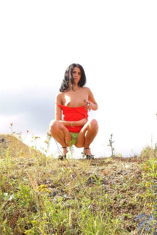 Ola - Hilltop - nubiles XXX - photo #7