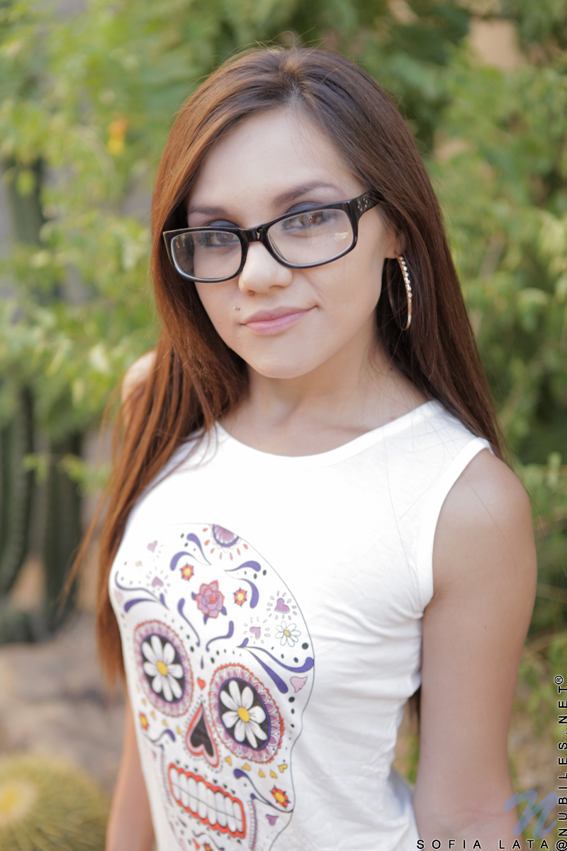 Sofia Lata - Outside And Loving It - nubiles XXX - photo #1