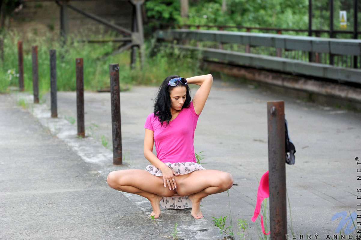 Terry Anne - Outdoor Pleasure - nubiles XXX - photo #6