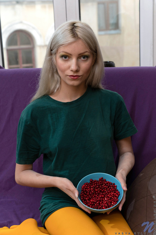 Vasya Sylvia - Sweet And Juicy - nubiles XXX - photo #1