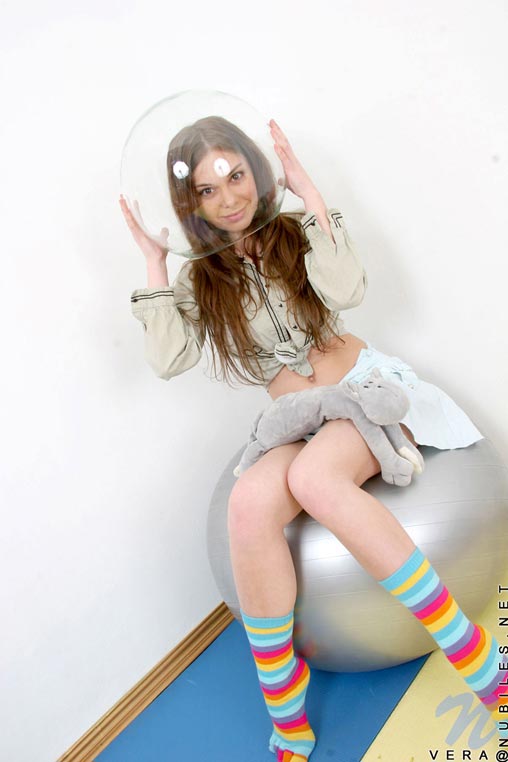 Vera - Polka Dots - nubiles XXX - photo #3