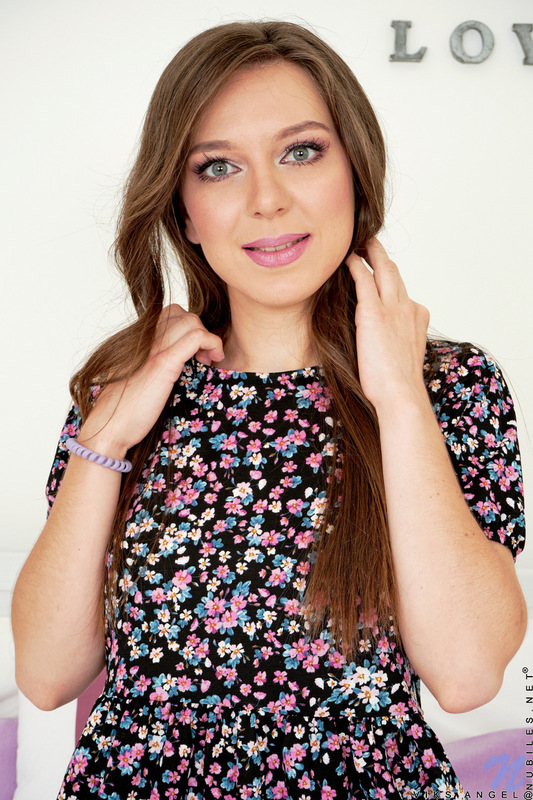 Viks Angel - Naughty Angel - nubiles XXX - photo #1