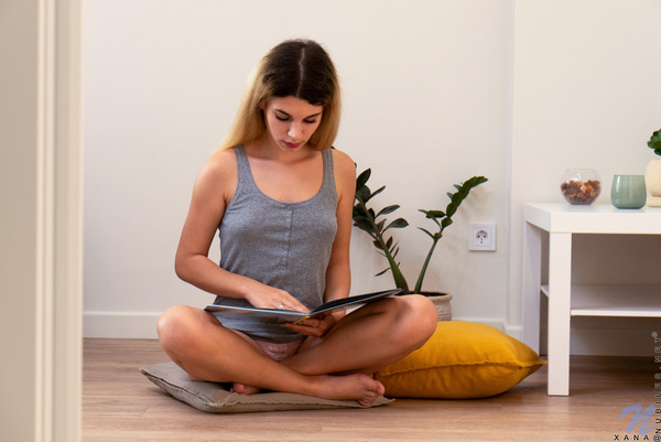 Xana - Lovely Lips - nubiles XXX - photo #1