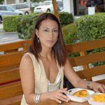 8thstreetlatinas.com Papas Caliente photo #00