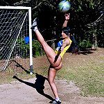 mikeinbrazil.com Sexy Striker photo #00