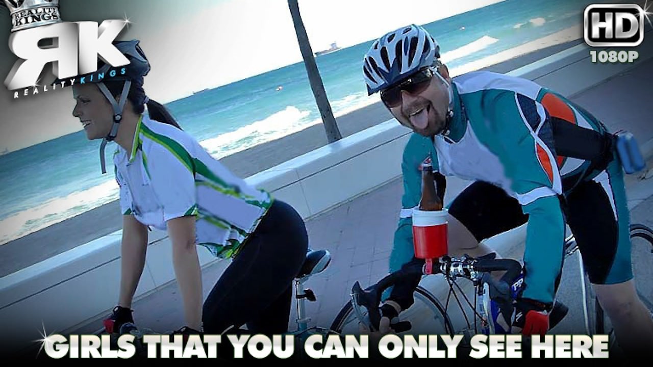 milfhunter presents tour-de-pants in episode: Tour De Pants