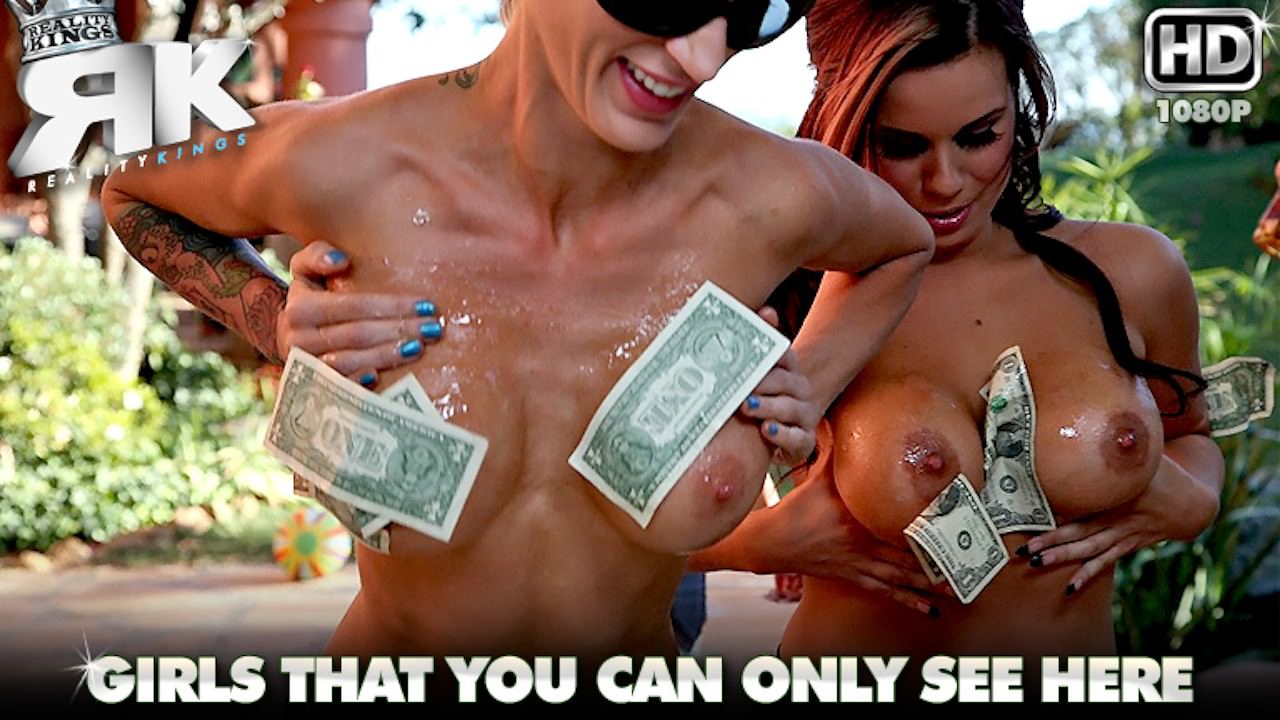 moneytalks presents babe-watch in episode: Babe Watch