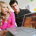 pure18.com This Kiss photo #1