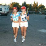 welivetogether.com Pinch Clitter photo #0