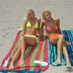 welivetogether.com Babe Watch photo #00
