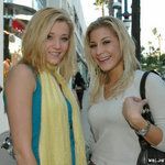 welivetogether.com Shoppin N Pussypoppin photo #1